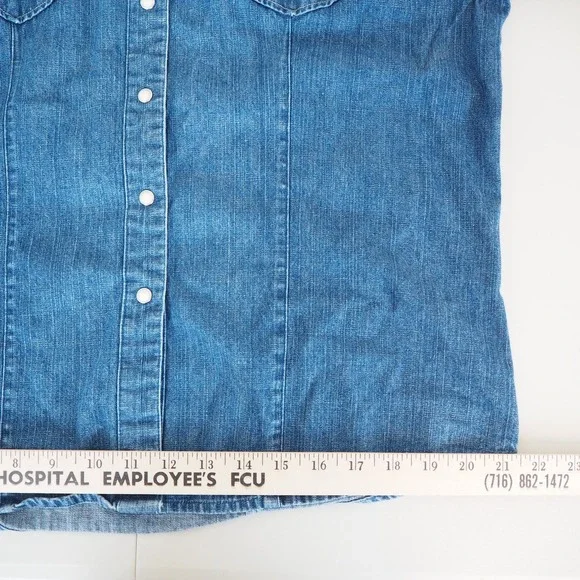 Vintage Women's Wrangler Blues Denim Shirt Pearl Snap Button Up Western - Large* - Picture 11 of 13